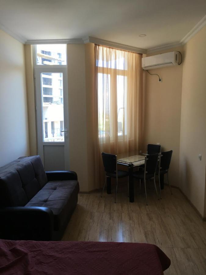 Ferienwohnung Progresi Batumi Exterior foto